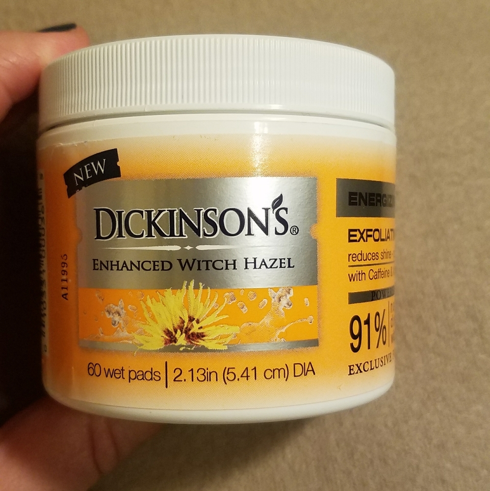 DICKINSON'S Enchanted Witch Hazel wet pads